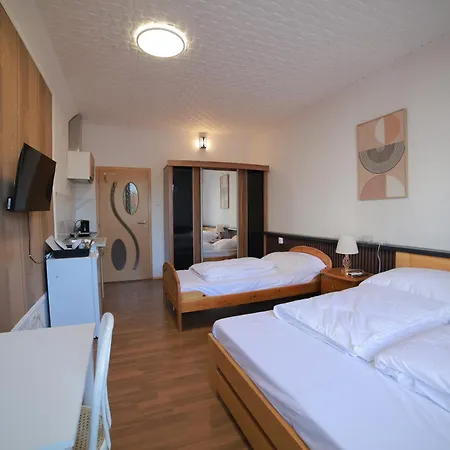 Benesova 3*
