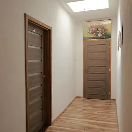 Benesova 3*